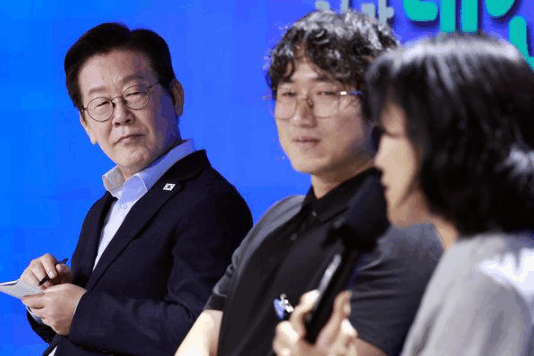 “월 50만원 저축하면 최대 6만원 지원”…’청년미래적금’ 내년 6월 출시