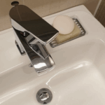 남는 선크림 “이곳”에 사용하세요, 삶의 질이 4배는 올라갑니다.