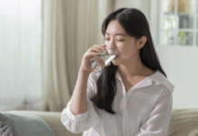 일어나자마자 양치 안 하고 물 마시면 세균이 다 위장으로? 진실은 과연