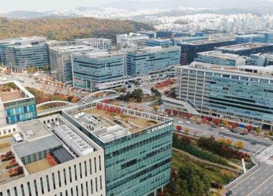 20~30대 ‘날벼락’ “5000명 해고합니다”…신입까지 희망퇴직 하더니, 터질 게 터졌다